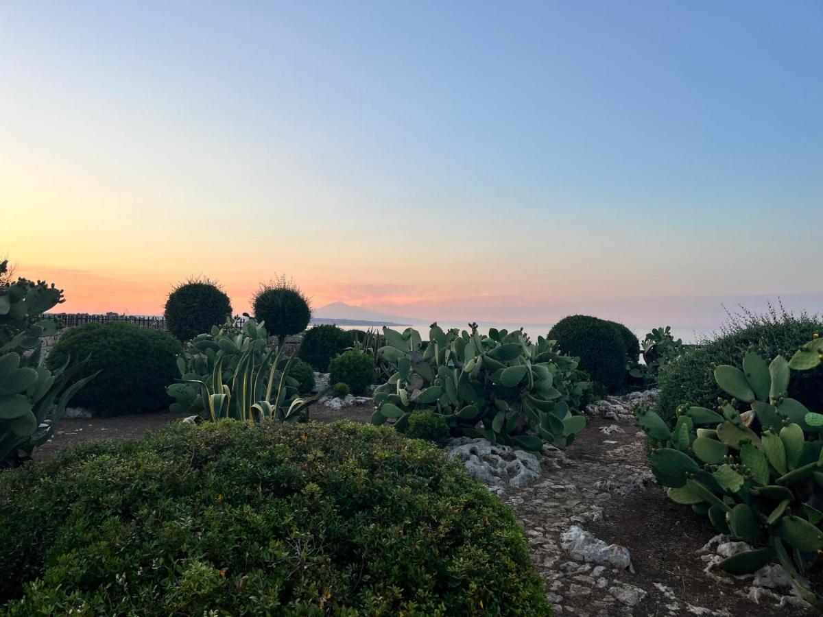 Villa Sebastian- Incomparabile Vista Sul Mare Plemmirio Exteriör bild
