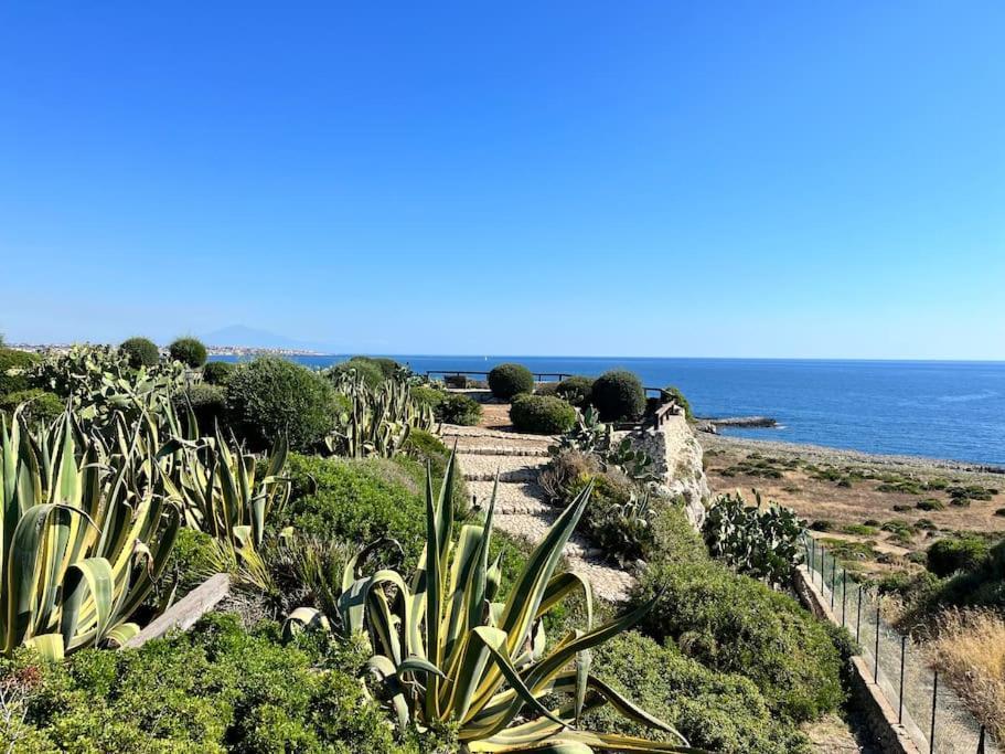 Villa Sebastian- Incomparabile Vista Sul Mare Plemmirio Exteriör bild